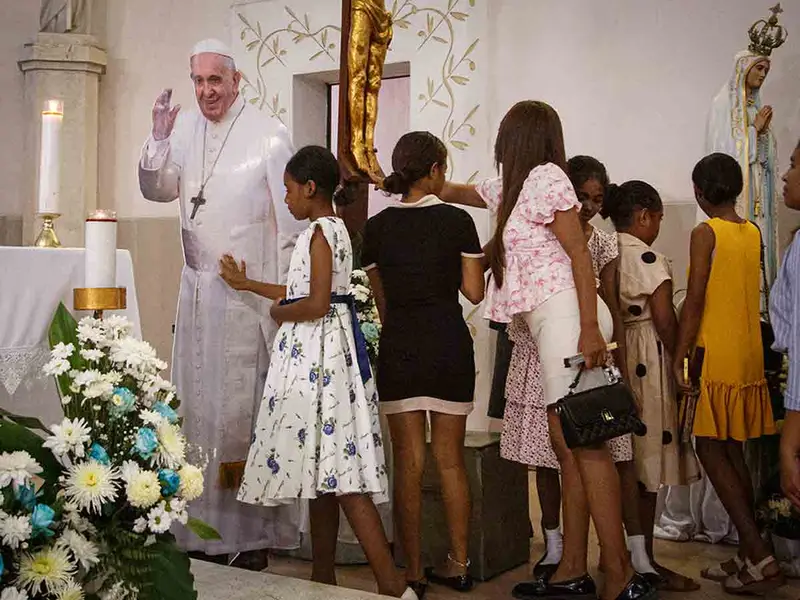 El Papa Francisco ya no presenta crisis respiratorias