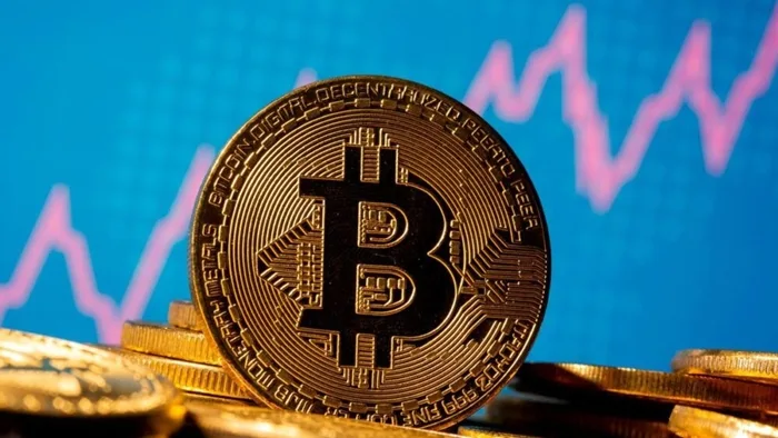 Criptomonedas en caída: DOGE lidera pérdidas del 4%