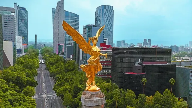 Nearshoring y T-MEC, clave para la calificación de México: Fitch, Moody’s y S&P