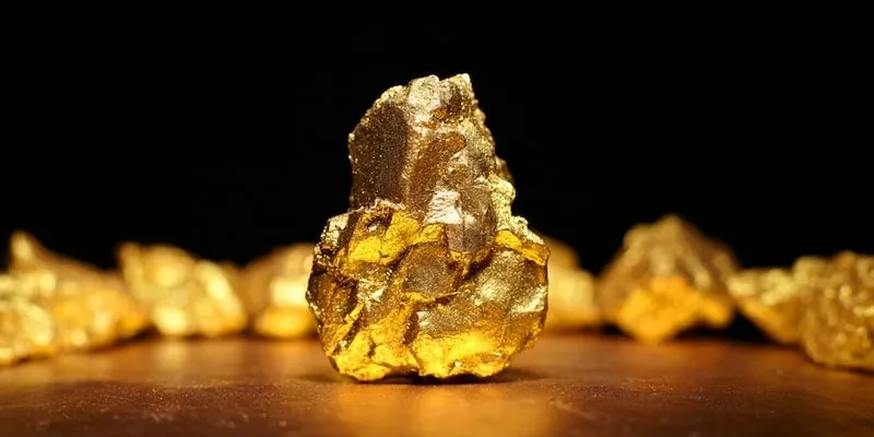 El oro supera récords y lidera el mercado: +43 % en 12 meses