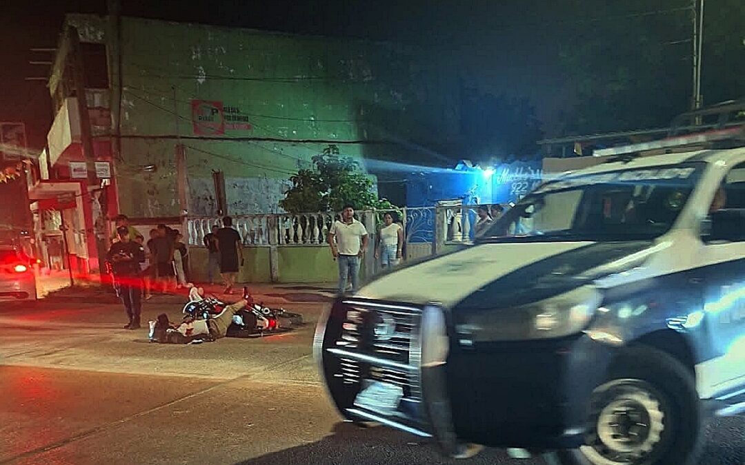¡ÚLTIMA HORA! Ejecutan a motociclista mientras circulaba por calles de Minatitlán