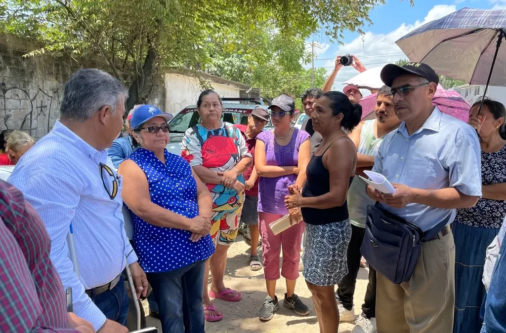 Pipas desatan conflicto vecinal; Ayuntamiento y Tránsito prometen poner orden